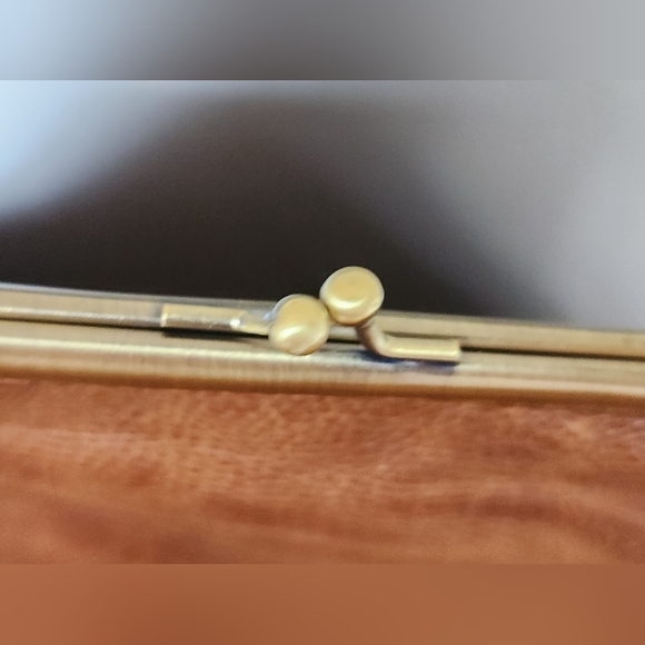 Patricia Nash Kiss Lock Large Wristlet - Picture 10 of 14